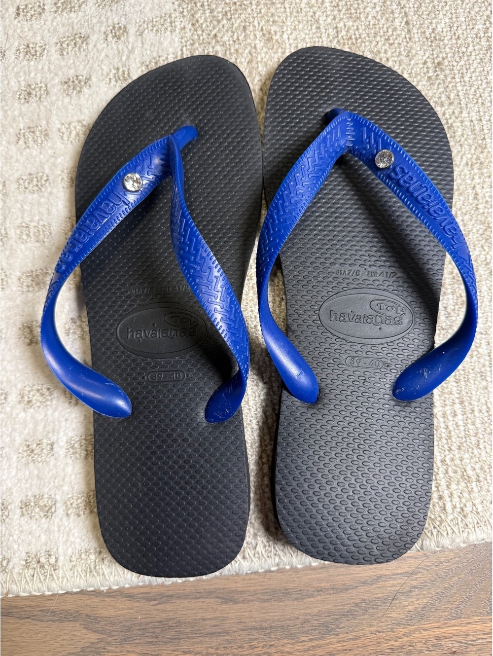Havaianas Top Blue and Black Flip Flops Size 7/8 US